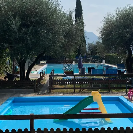 Apartmanhotel Cascata Varone