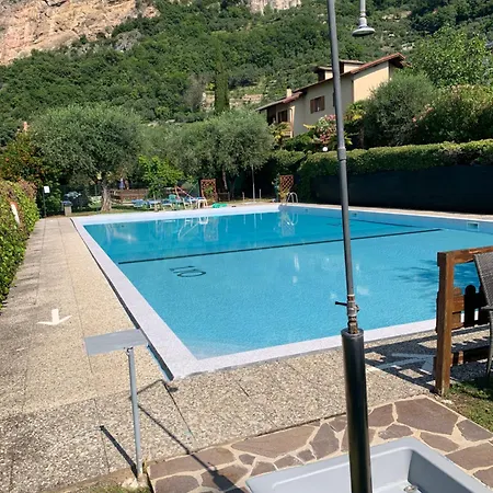 Cascata Varone Apartmanhotel *