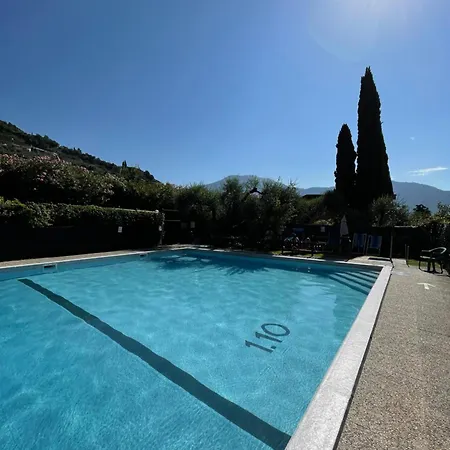 Cascata Varone Apartmanhotel *