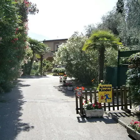 Apartmanhotel Cascata Varone *